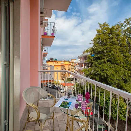 Appartement Apartment, 700m To Sandy *